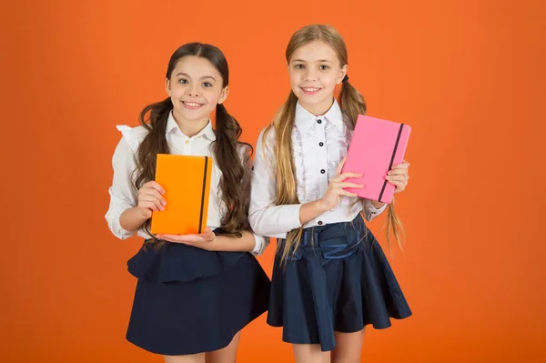 Reading Diaries: Helpful Tool or Time Waster?